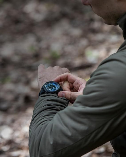 SUUNTO SUUNTO Core Classic Outdoor Watch for Men – Rugged Adventure Watch for Hiking, Camping, Trekking & Everyday Outdoor Exploration