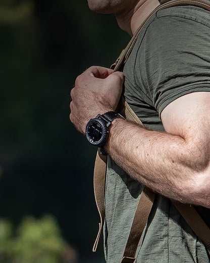 SUUNTO SUUNTO Core Classic Outdoor Watch for Men – Rugged Adventure Watch for Hiking, Camping, Trekking & Everyday Outdoor Exploration