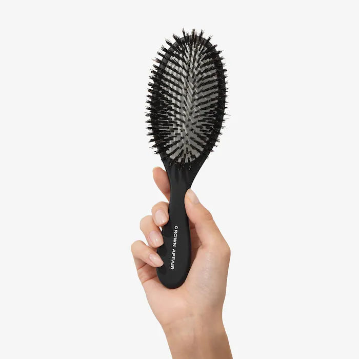 Crown Affair  Brush No. 003