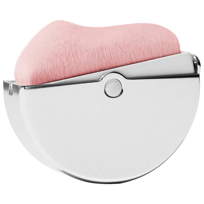 Glossier  Stretch Blending and Buffing Face Brush