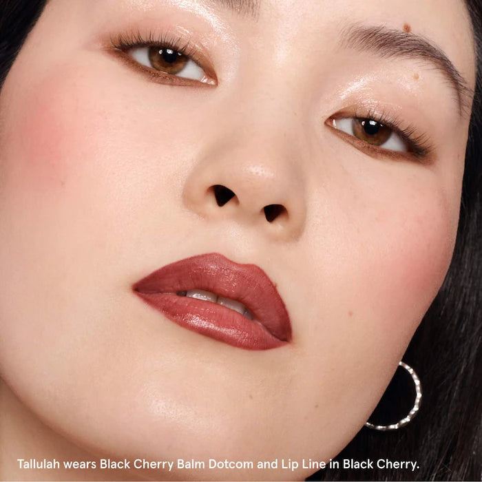 Glossier  Lip Line Enhancing Hydrating Longwear Lip Liner Pencil